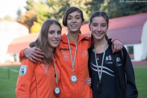 EMMA SILVESTRI CON LA VALLORANI E LA PROSPERI