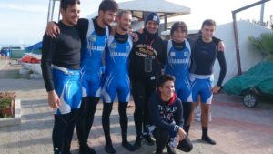 gli atleti della Lega Navale Italiana di San Benedetto del Tronto con l'istruttore Gianni Meo