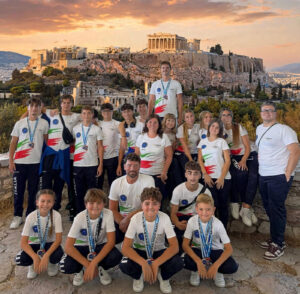 Bottino importante di medaglie per la società Karate Pavoni