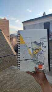 Al Centro Giovani “Giacomo Antonini”il laboratorio di disegno sul taccuino “Di-segni vagabondi”